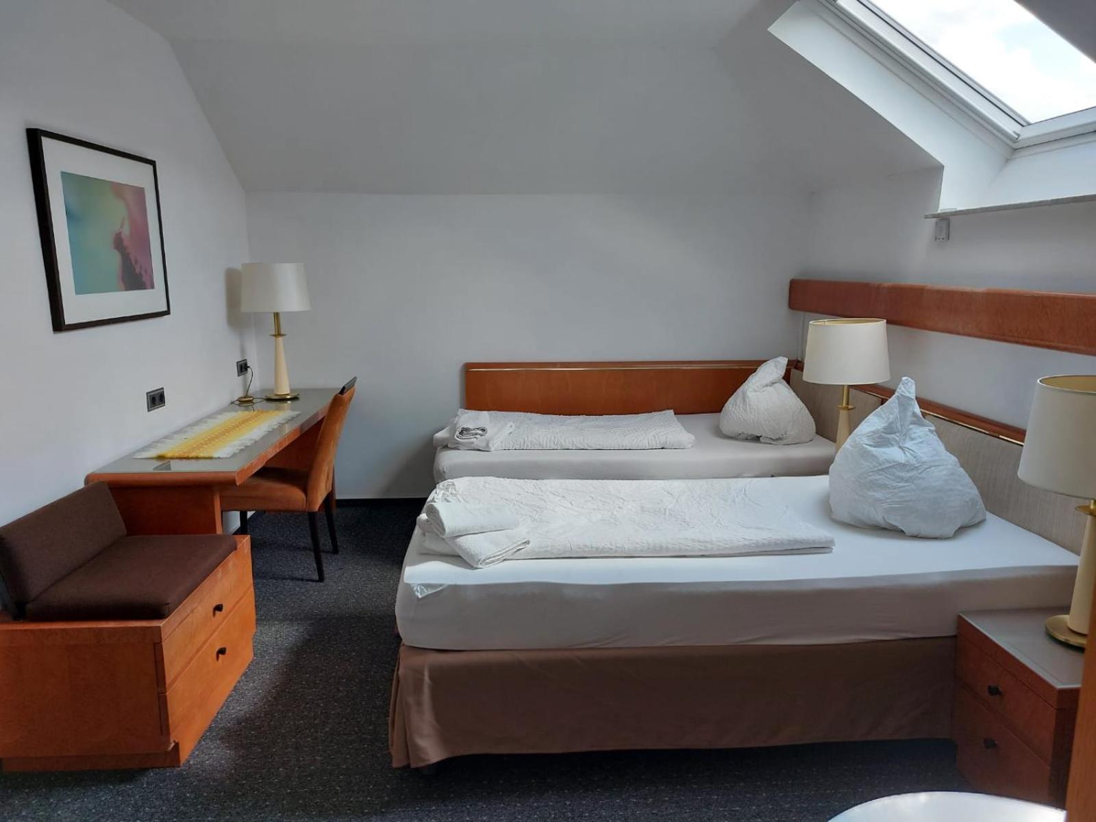 Gaestezimmer Gasthof Becker Wulfrath Exterior foto