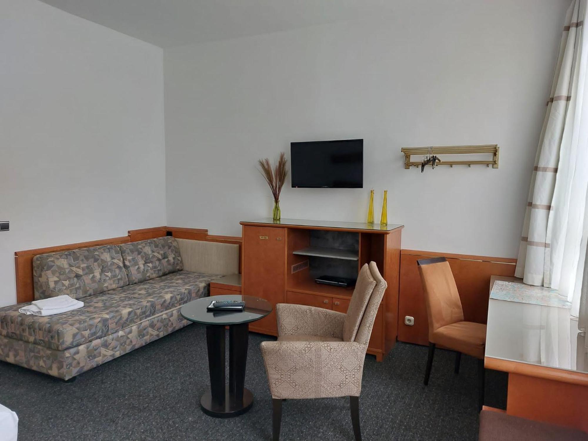 Gaestezimmer Gasthof Becker Wulfrath Exterior foto