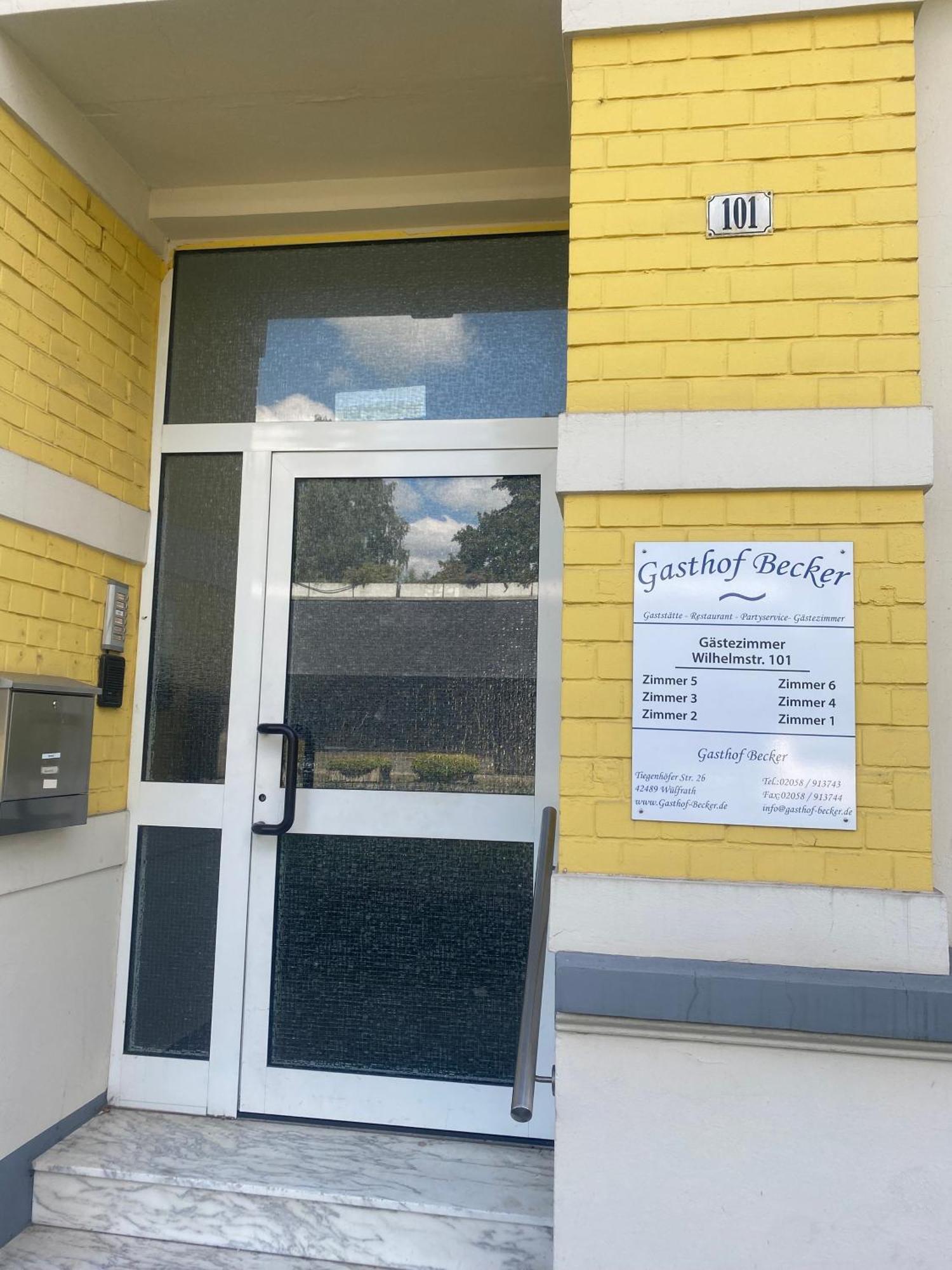 Gaestezimmer Gasthof Becker Wulfrath Exterior foto